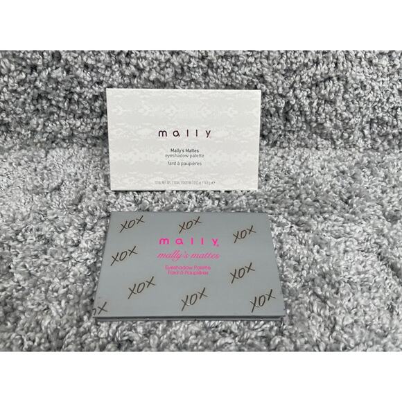 Mally Mallys Mattes Eyeshadow Palette 3018 8 Shades 0.52 Oz - Picture 3 of 10